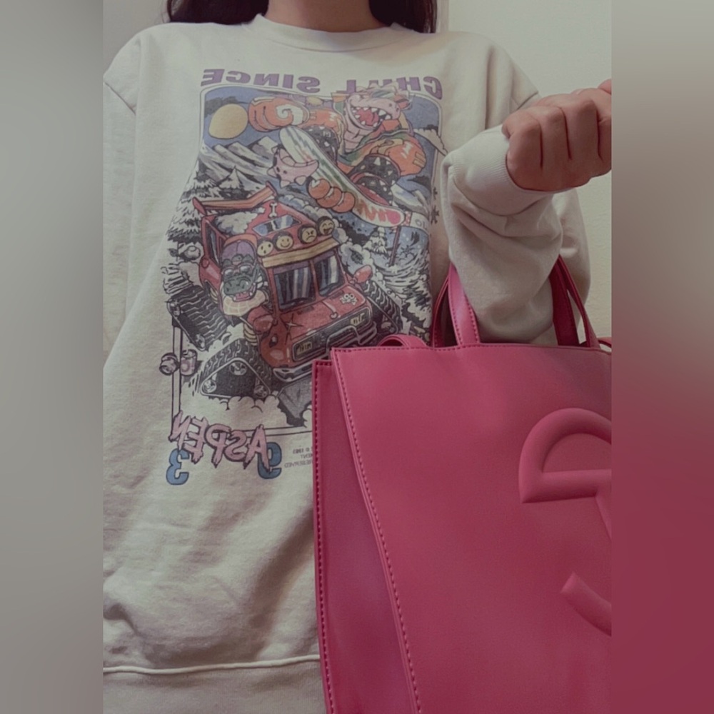 Chill Since ‘93 John Galt (Brandy Melville) sweater ❄️ 🛹